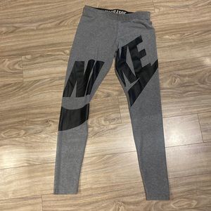 Nike leggings